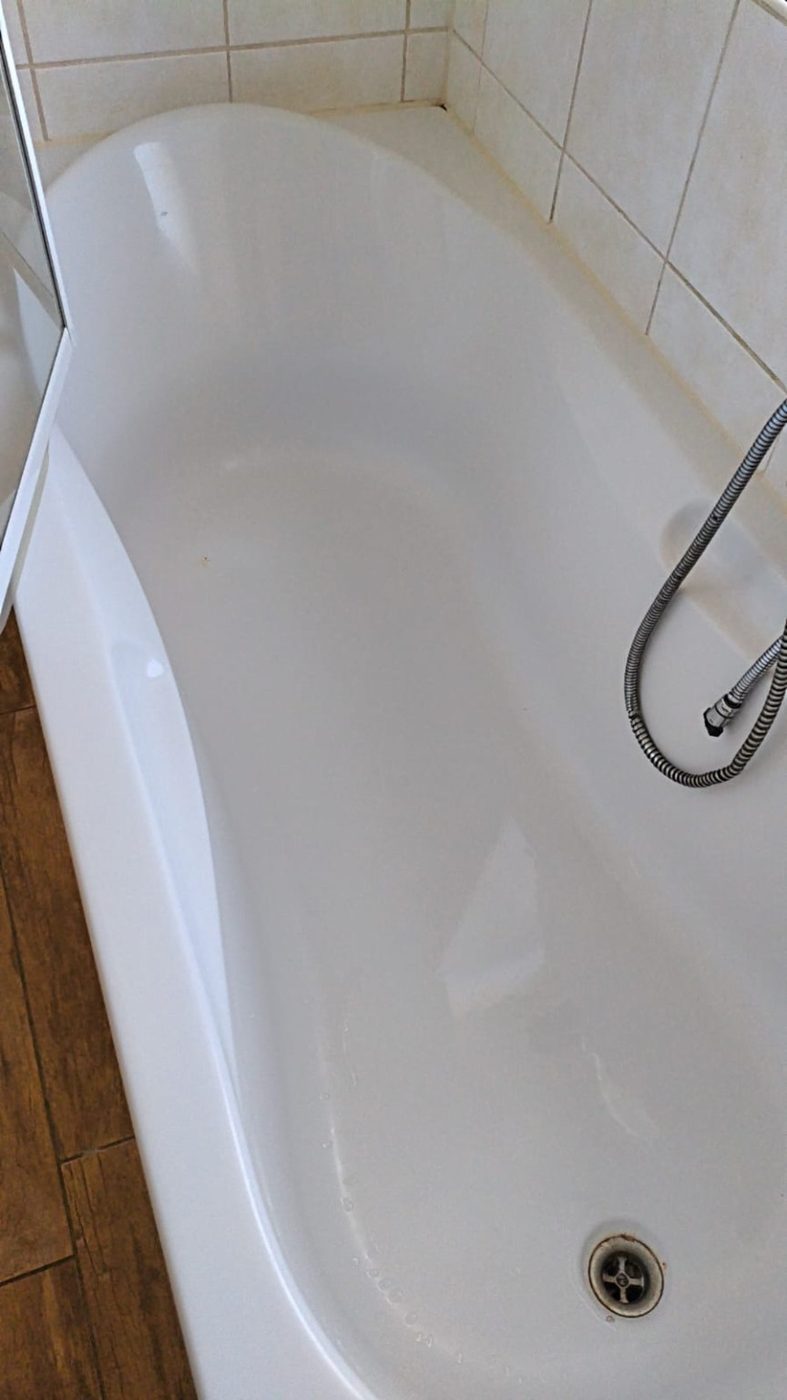 Gereinigte Badewanne